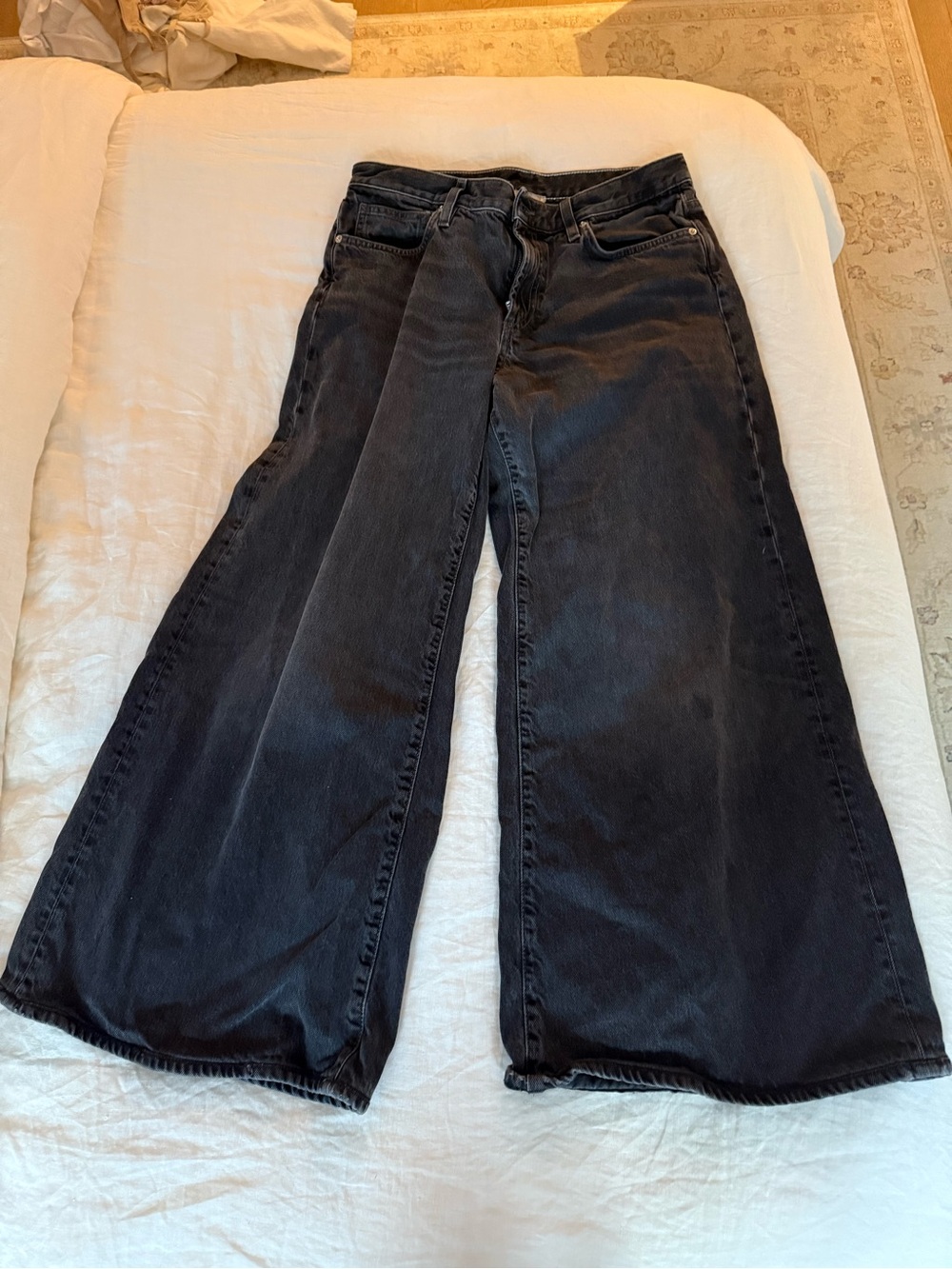 Wide Leg Black Women’s Jeans - Classic High Waist